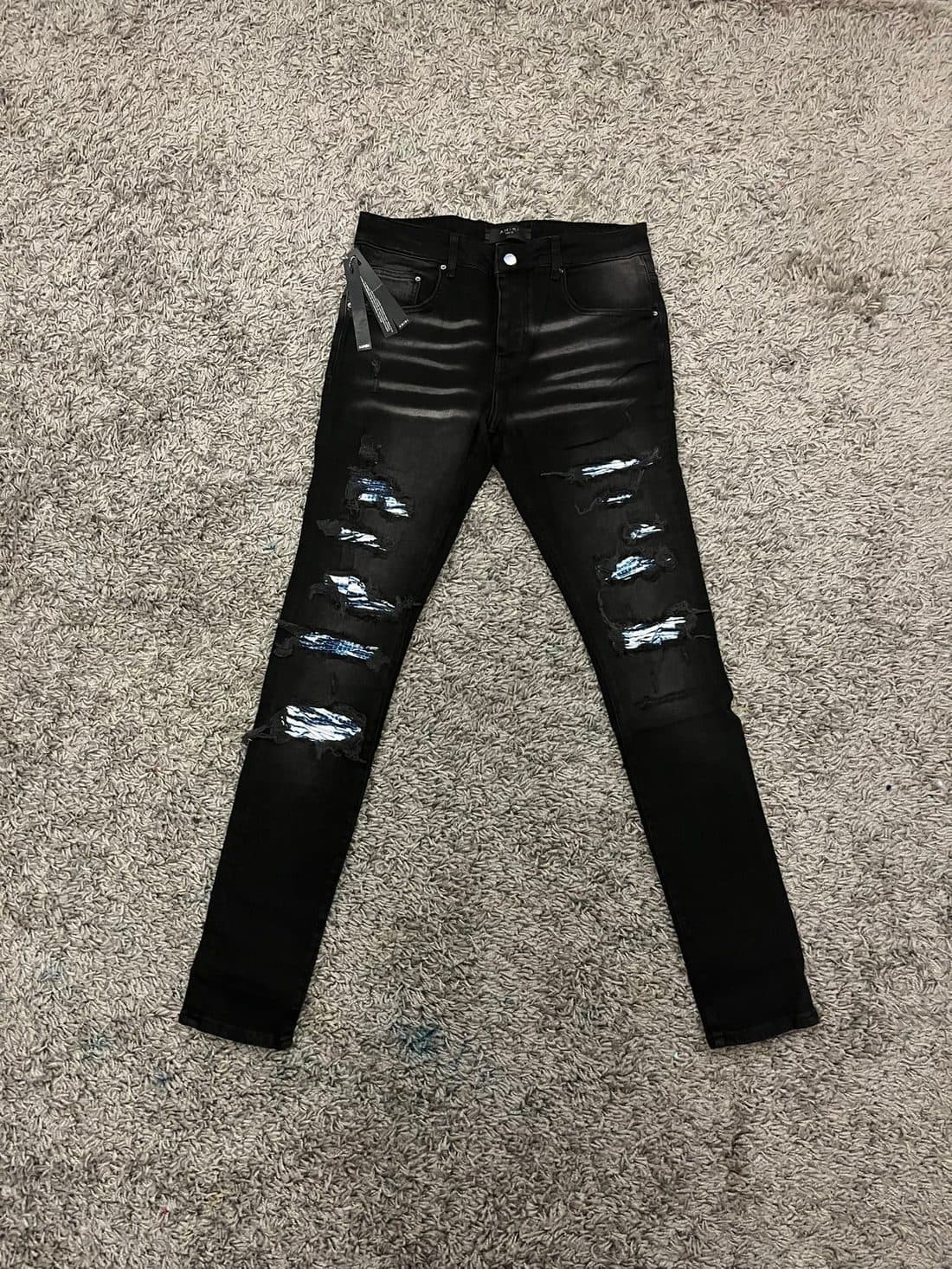 AMIRI MX1 Jeans in Black — front