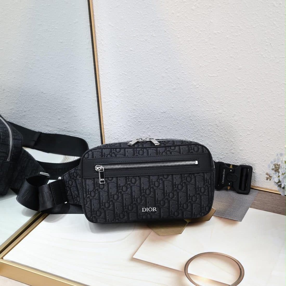 Dior Oblique Belt Bag in Black — front