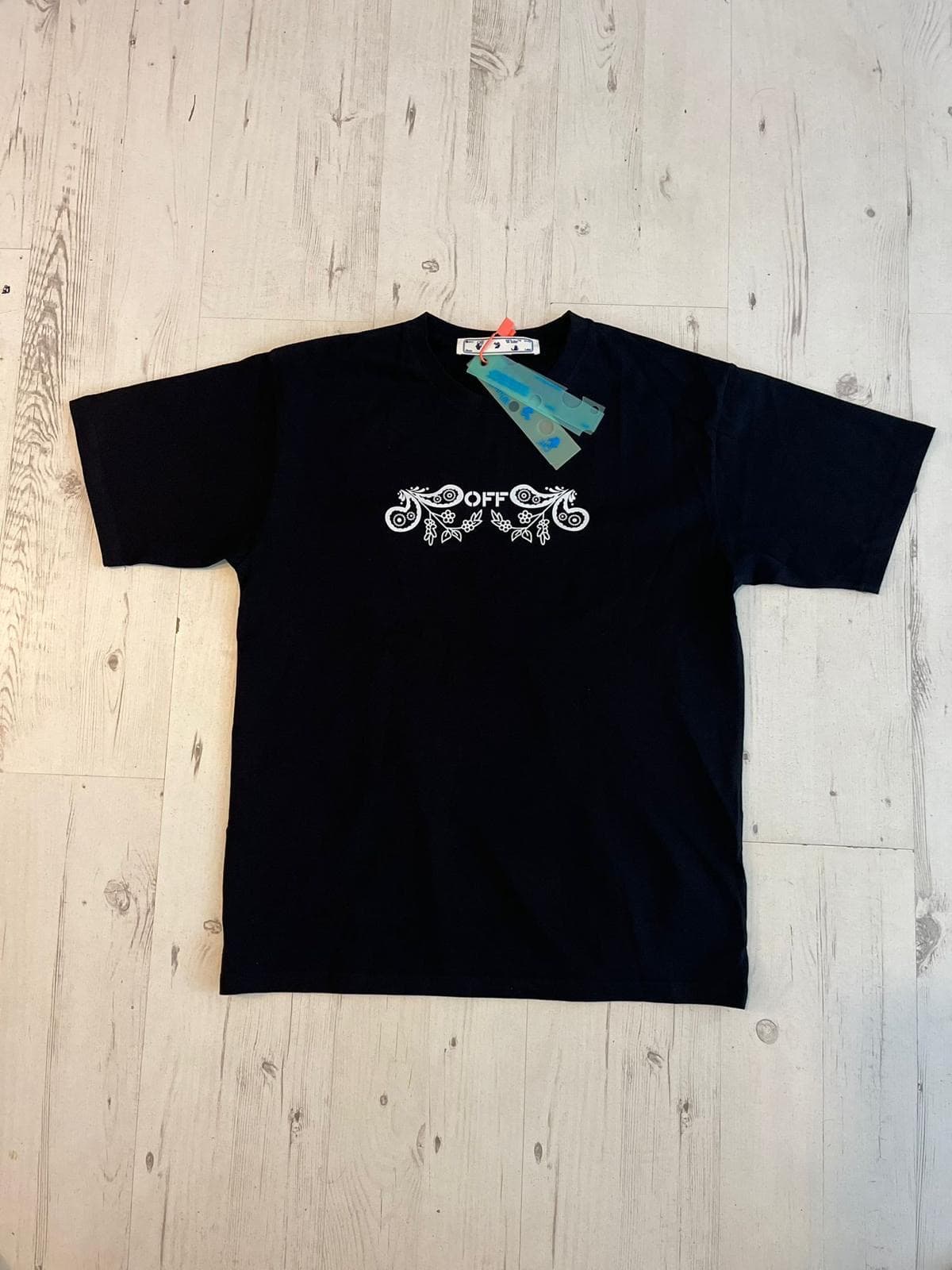 Off-White Bandana Crest Tee in Black — front