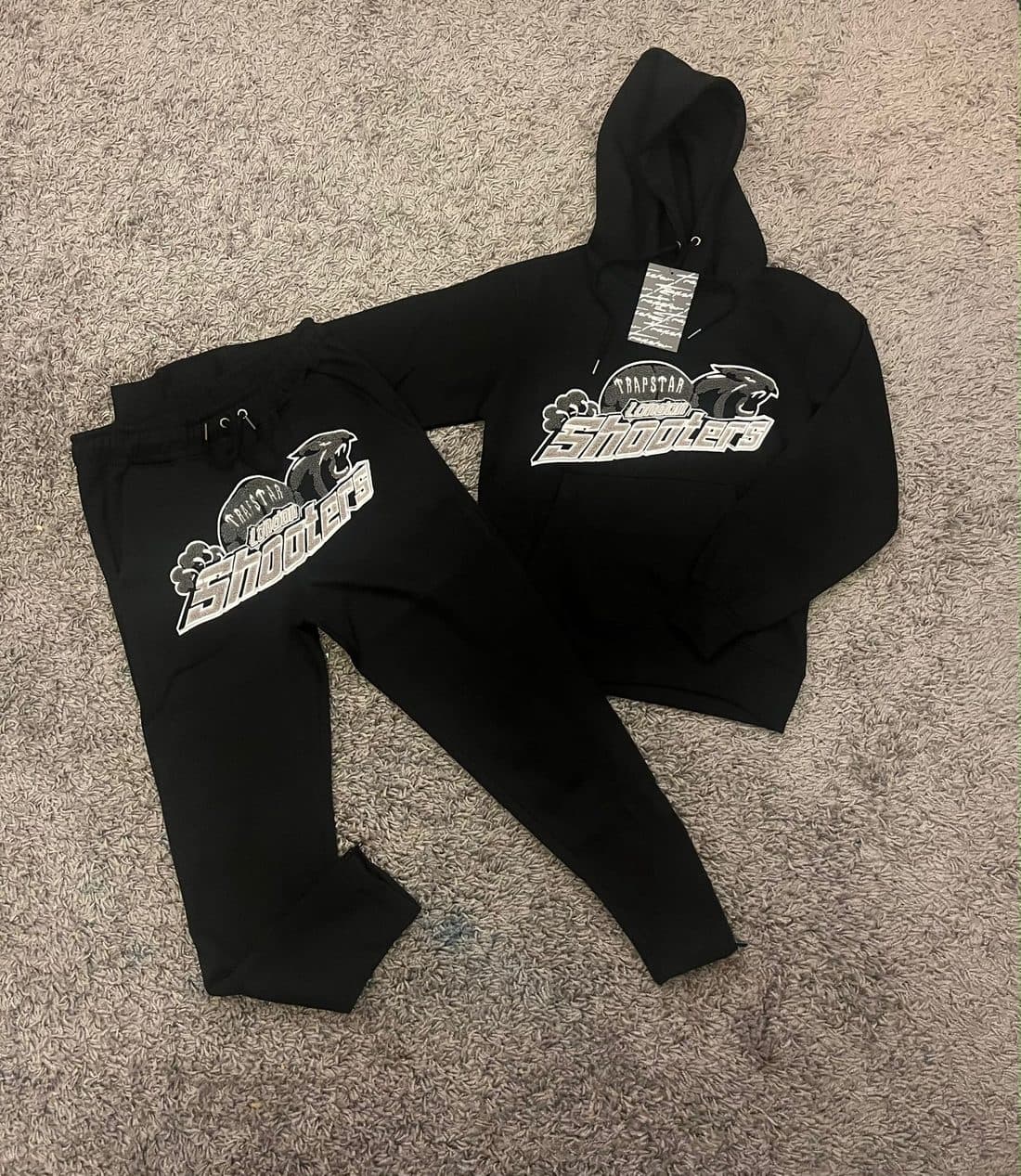 Trapstar London Shooters Tracksuit in Black — front
